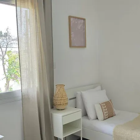 Alithea Townhouse By Staycom *
