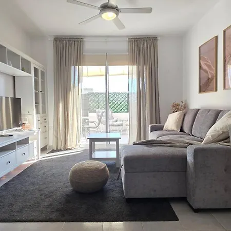 Alithea Townhouse By Staycom *