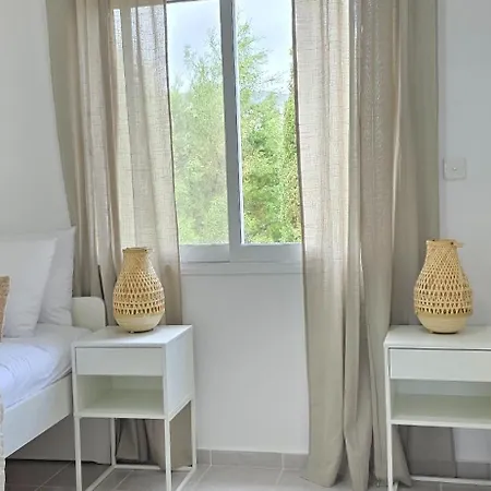 Dom wakacyjny Alithea Townhouse By Staycom